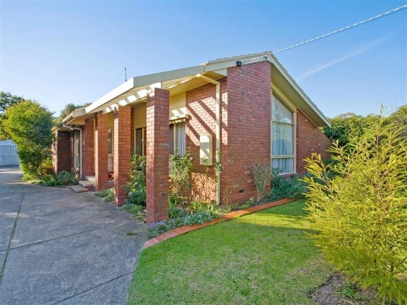 7 Knott Street, Safety Beach VIC 3936