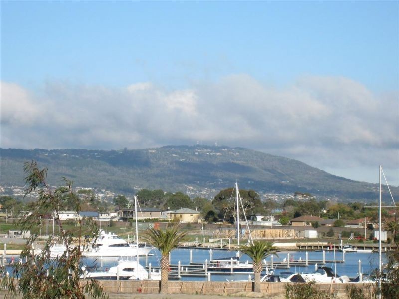 7 Charter Place, Safety Beach VIC 3936