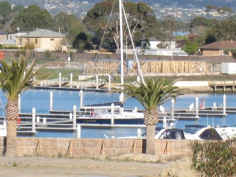 7 Charter Place, Safety Beach VIC 3936