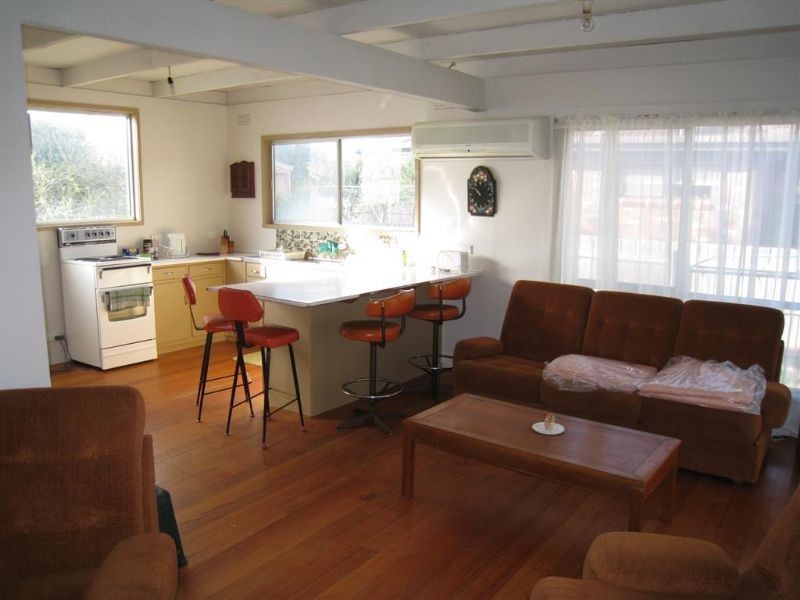 27 Iluka Street, Safety Beach VIC 3936