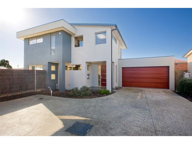 8/29 Dromana Parade, Safety Beach VIC 3936