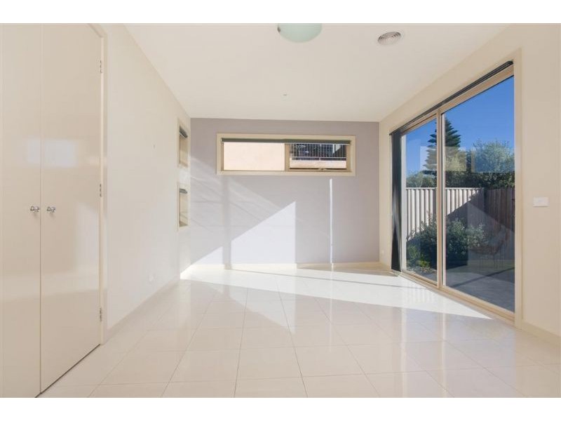 8/29 Dromana Parade, Safety Beach VIC 3936