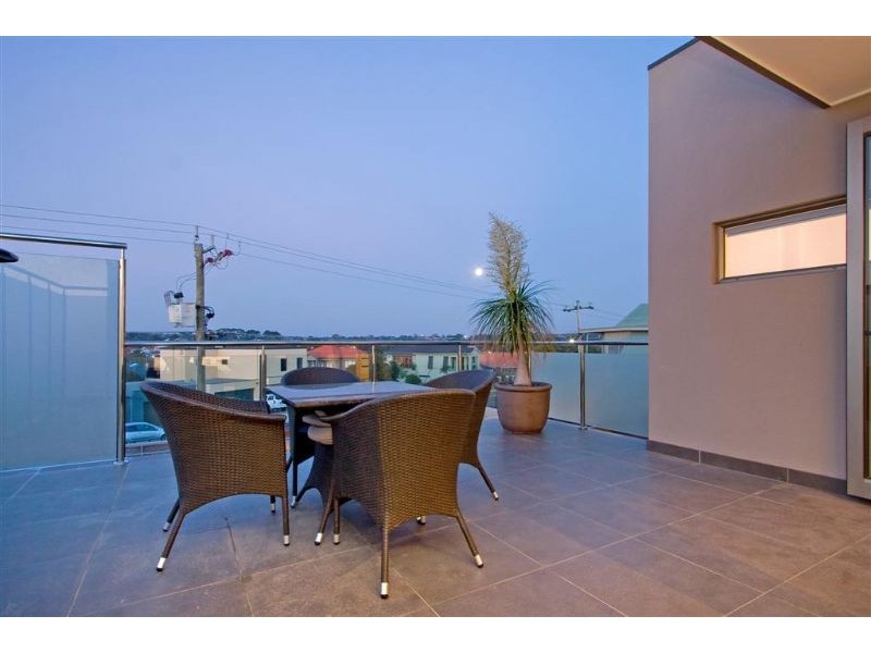 687A The Esplanade, Mornington VIC 3931