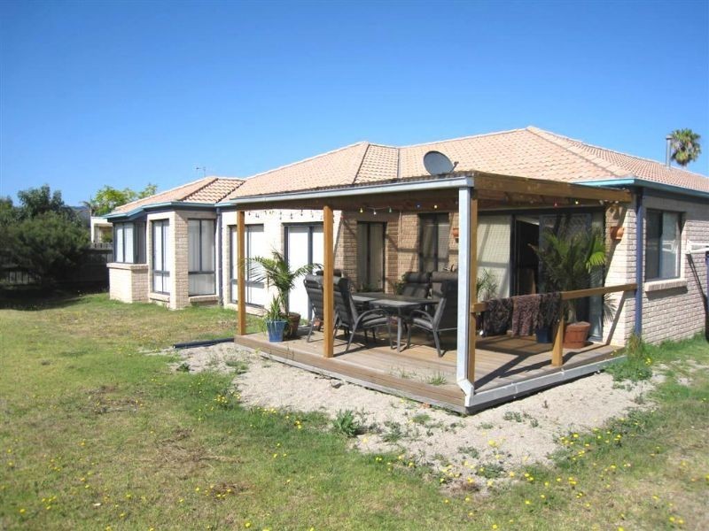 116 Palm Tree Drive, Safety Beach VIC 3936