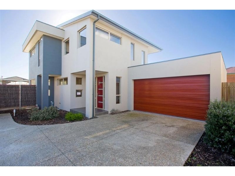 8/29 Dromana Parade, Safety Beach VIC 3936