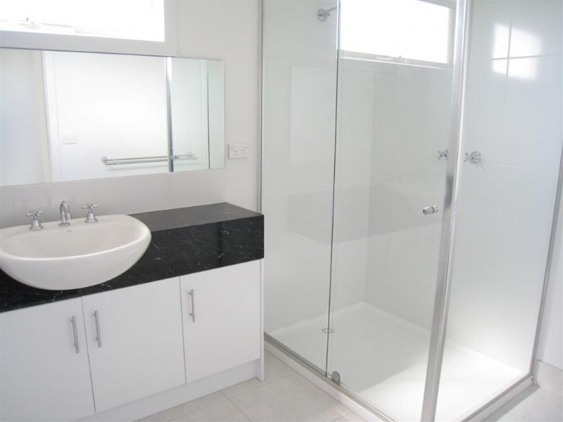 2/31 Davey Street, Dromana VIC 3936