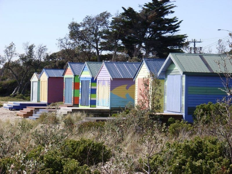 6 Lake View Drive, Safety Beach VIC 3936