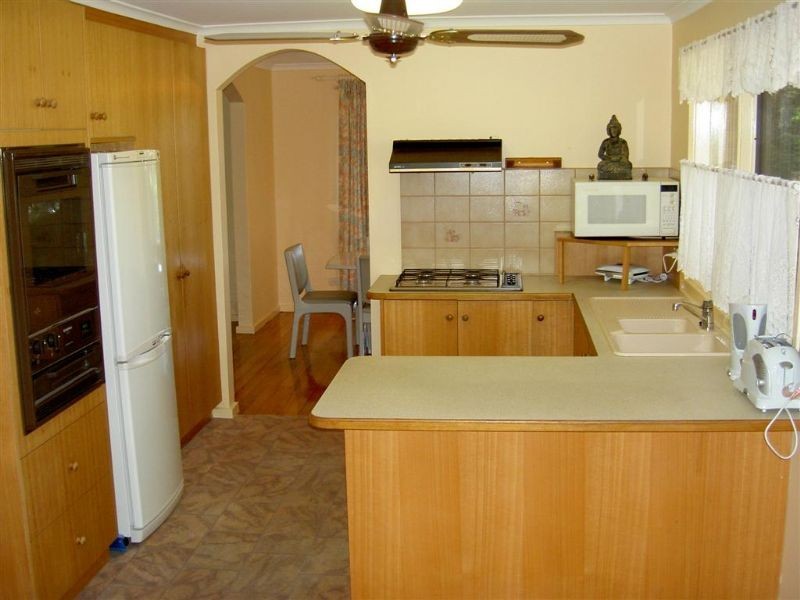 24 Hamilton Street, Safety Beach VIC 3936