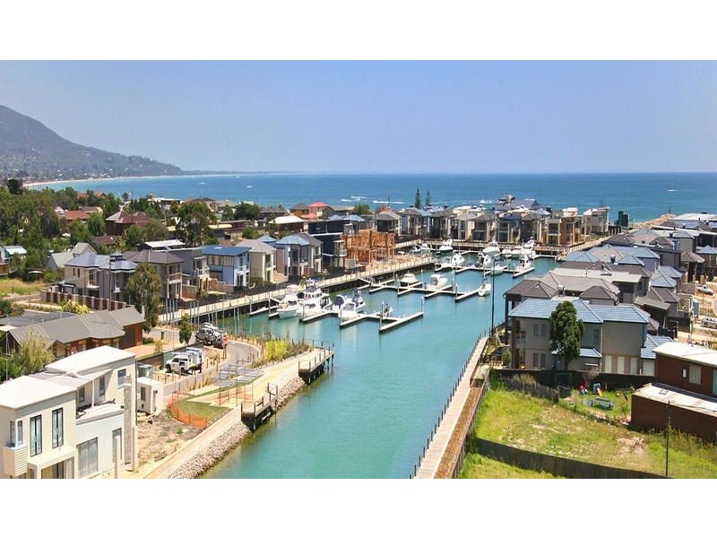 8 Omuna Court, Safety Beach VIC 3936