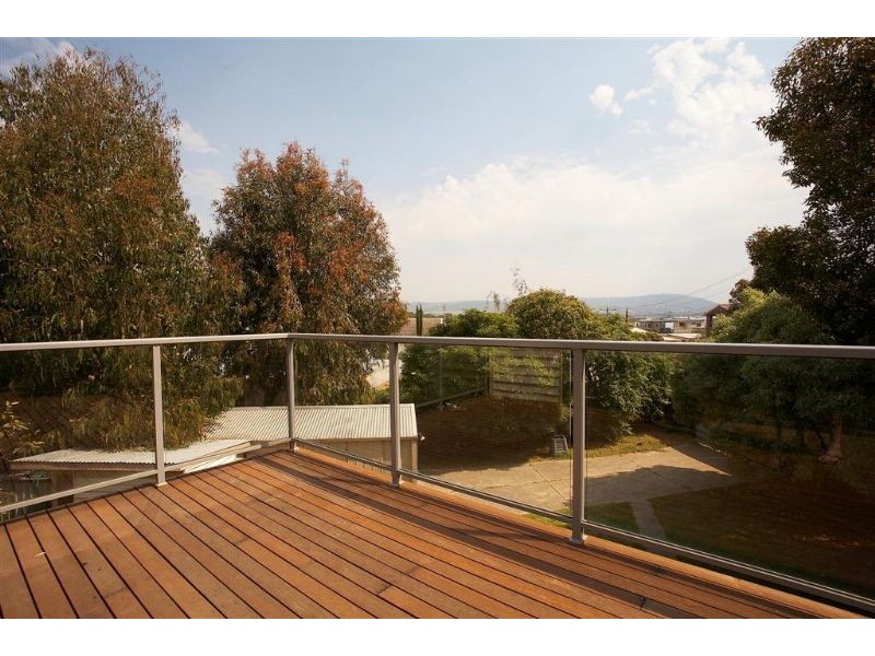 10 Bruce Road, Safety Beach VIC 3936