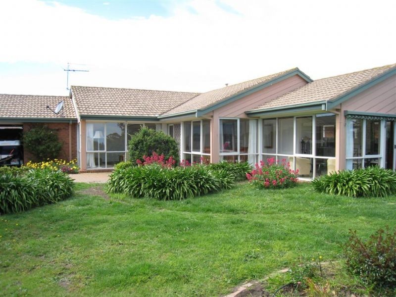 90 Country Club Drive, Safety Beach VIC 3936