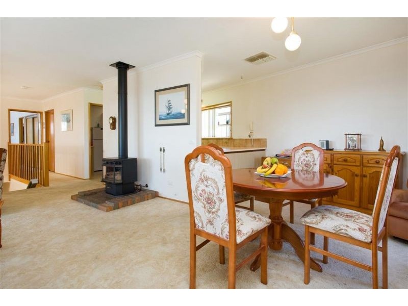 73 Lombardy Avenue, Dromana VIC 3936