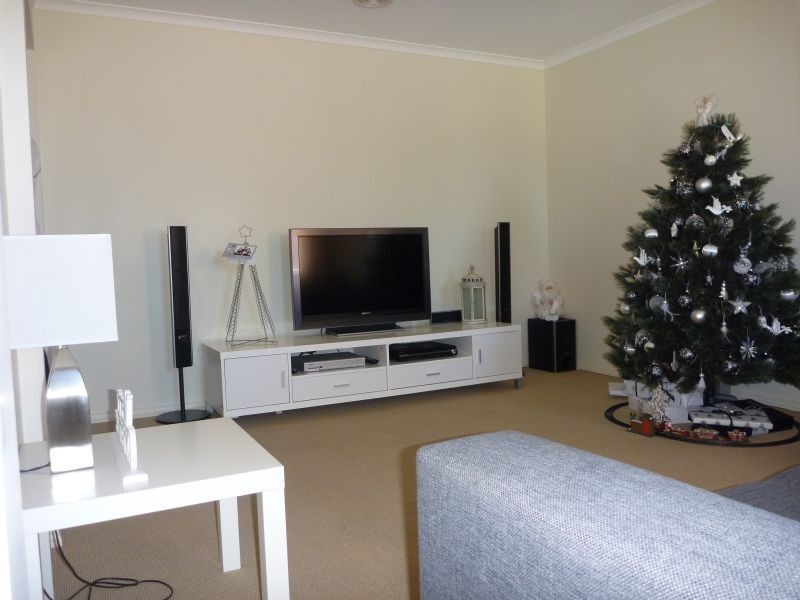 33 Sunningdale Road, Rosebud VIC 3939