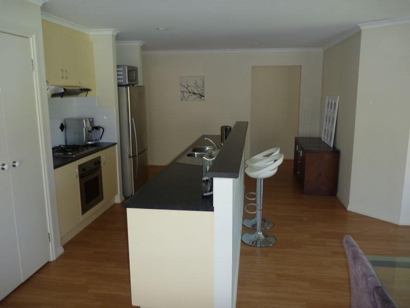 33 Sunningdale Road, Rosebud VIC 3939