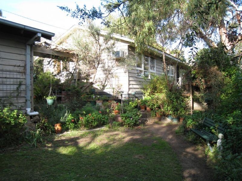 12 Wonga Grove, Mccrae VIC 3938