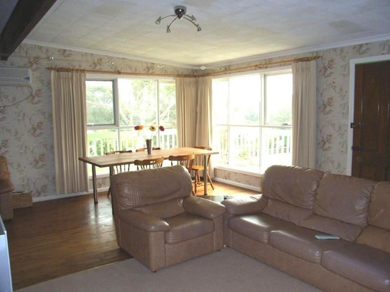 37 Cosmos Street, Dromana VIC 3936