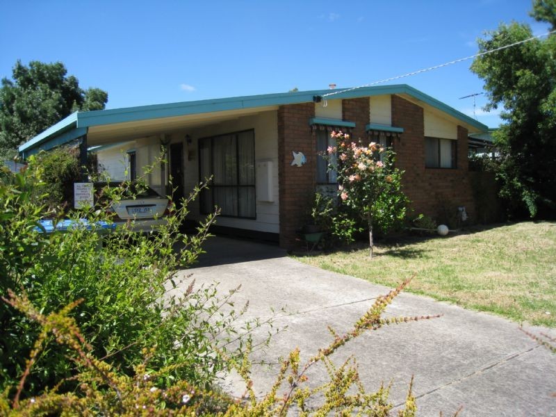 31 Iluka Street, Safety Beach VIC 3936