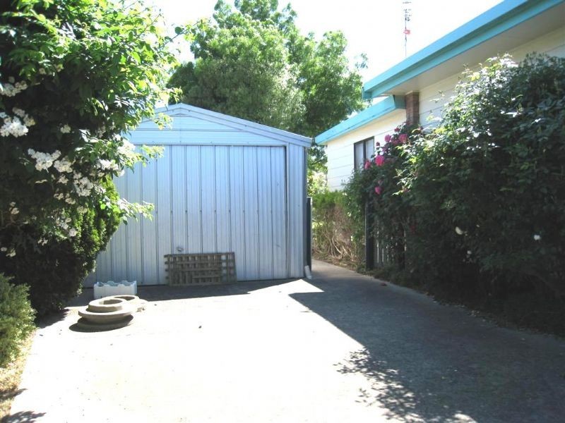 31 Iluka Street, Safety Beach VIC 3936