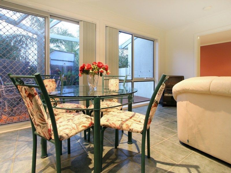 18 Valley Court, Safety Beach VIC 3936