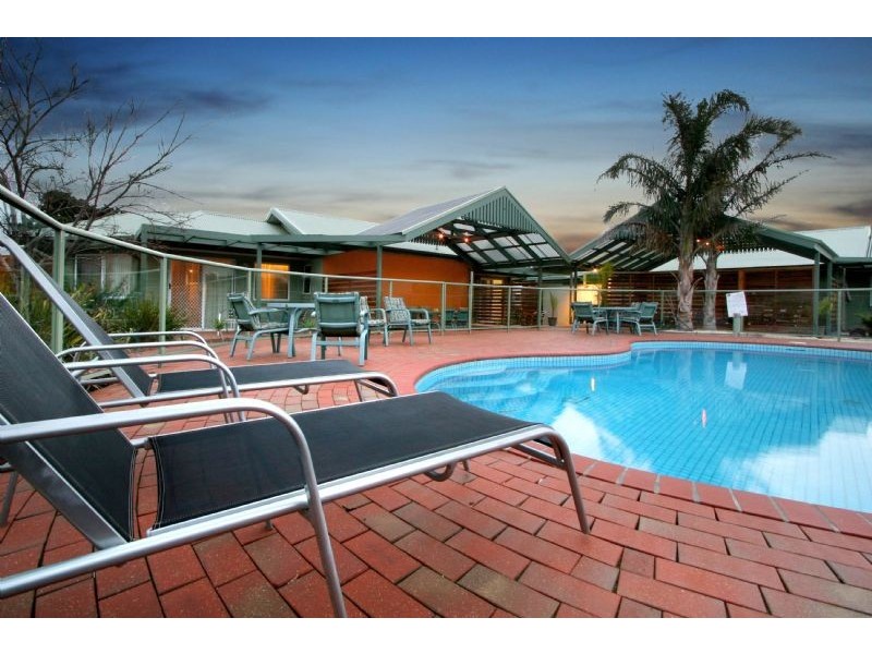 18 Valley Court, Safety Beach VIC 3936