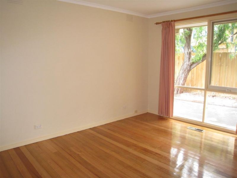 24 Hamilton Street, Safety Beach VIC 3936