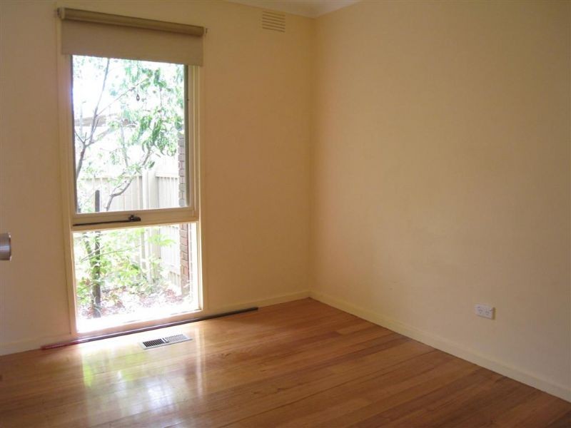 24 Hamilton Street, Safety Beach VIC 3936
