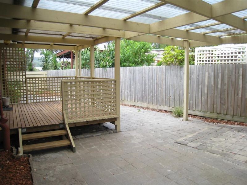 24 Hamilton Street, Safety Beach VIC 3936