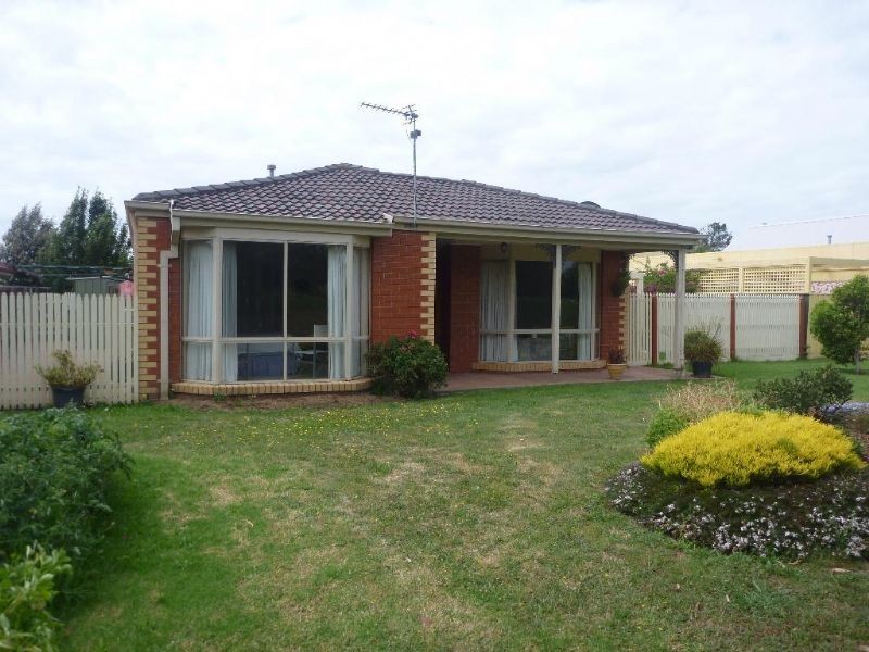 19 Country Club Drive, Safety Beach VIC 3936