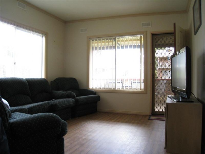 24 Clyde Road, Safety Beach VIC 3936