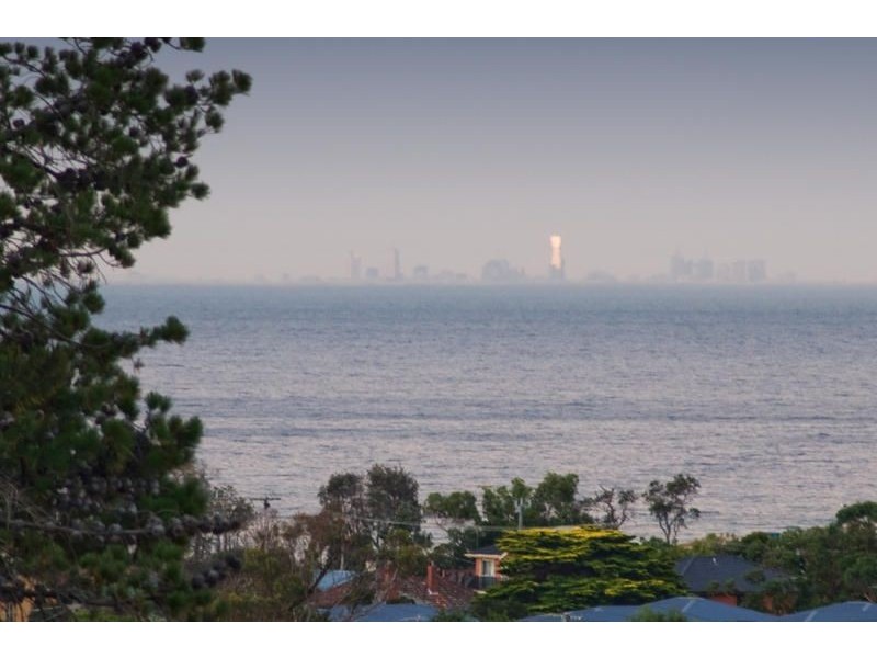 24 You Yangs Avenue, Dromana VIC 3936