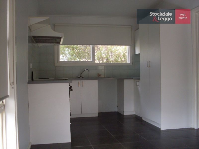 6 Dale Avenue, Safety Beach VIC 3936