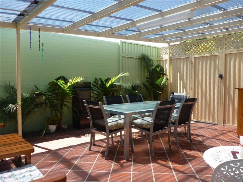 3/2 Joan Avenue, Dromana VIC 3936