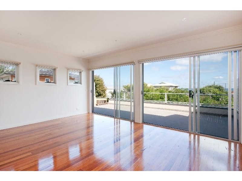 9/115 Dromana Parade, Safety Beach VIC 3936