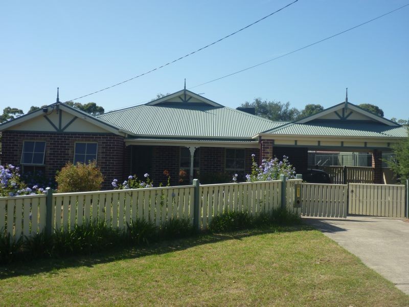 9 Como Court, Dromana VIC 3936