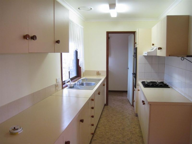 64 Rainier Avenue, Dromana VIC 3936