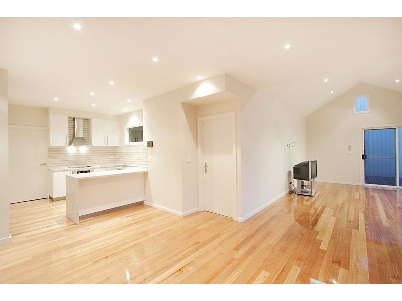 2/11 Tassel Road, Safety Beach VIC 3936