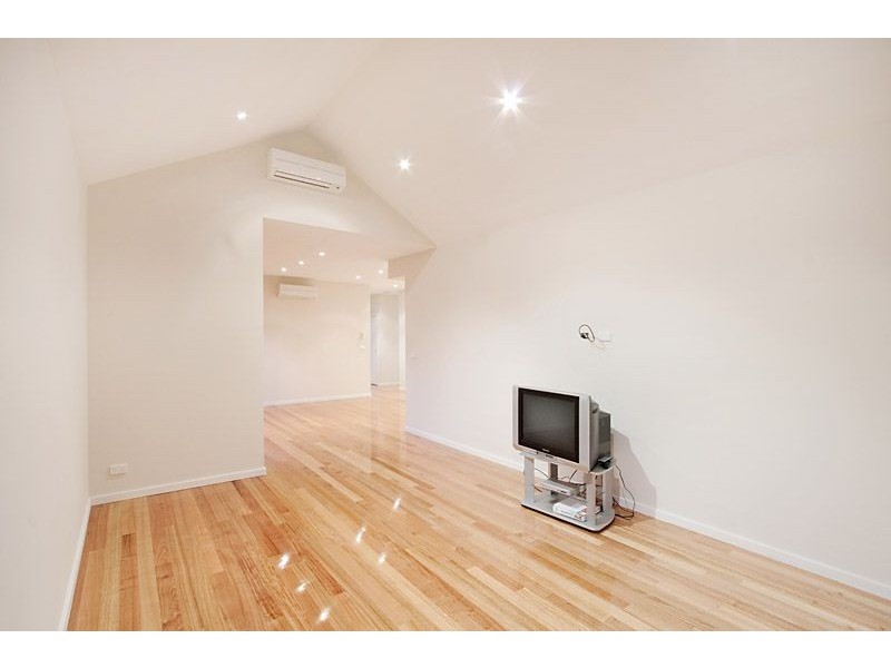 2/11 Tassel Road, Safety Beach VIC 3936