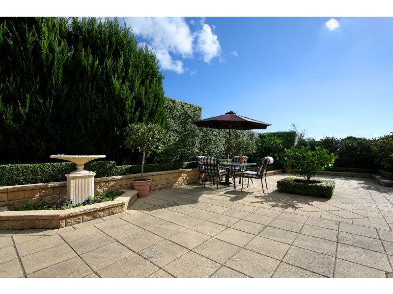 34 Victoria Street, Safety Beach VIC 3936