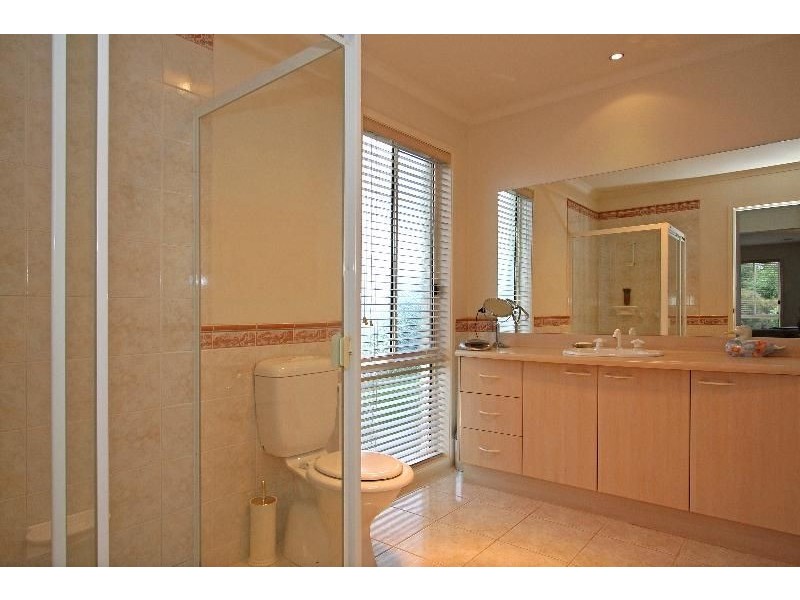 34 Victoria Street, Safety Beach VIC 3936