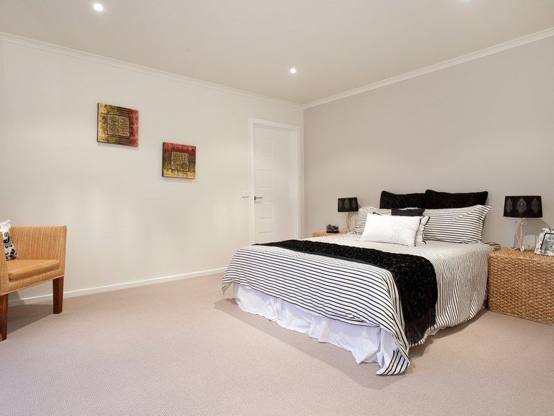 6 The Grove, Dromana VIC 3936