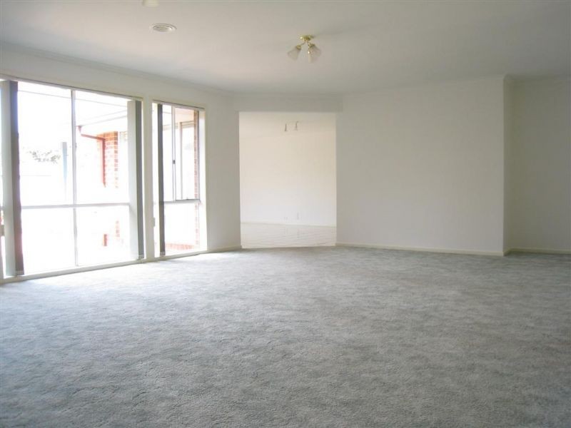 50 Seaview Avenue, Safety Beach VIC 3936