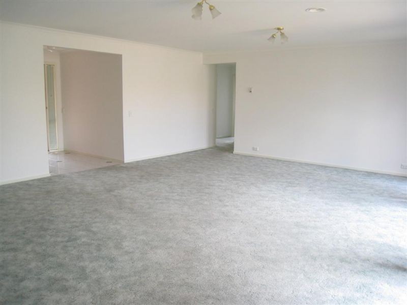 50 Seaview Avenue, Safety Beach VIC 3936