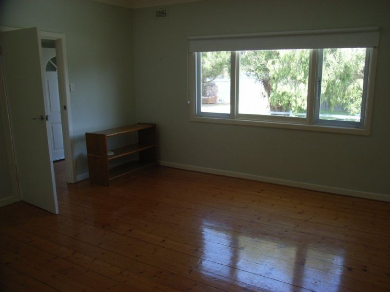 33 Rainier Avenue, Dromana VIC 3936