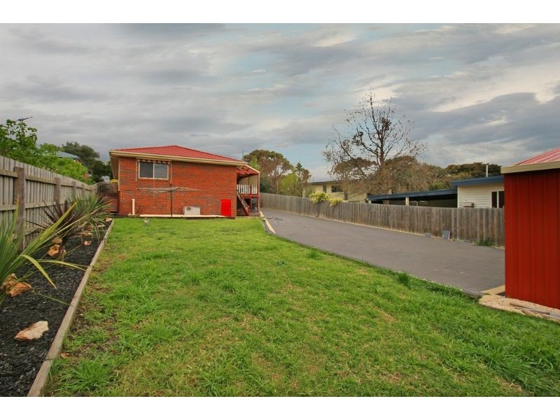 62 Barragowa Drive, Rosebud West VIC 3940