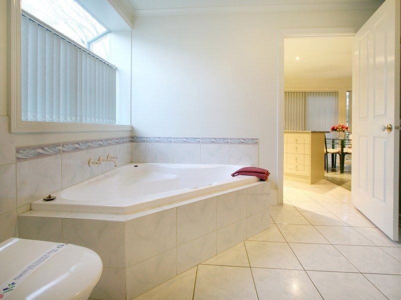 16 Valley Court, Safety Beach VIC 3936