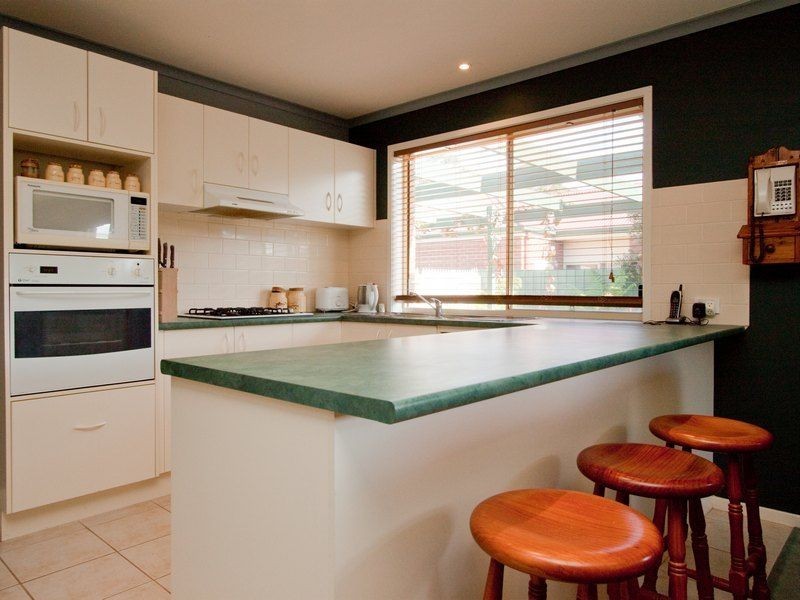 9 Moonlight Mews, Safety Beach VIC 3936