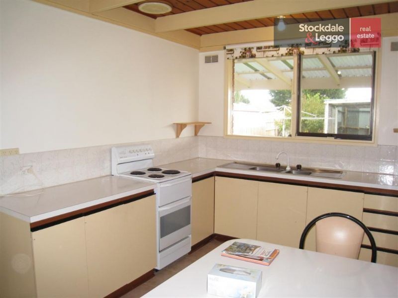 4 Rosalie Avenue, Dromana VIC 3936