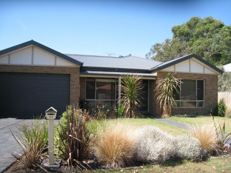11 Lugano Avenue, Dromana VIC 3936