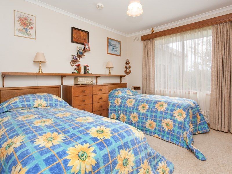 4 Palm Grove, Dromana VIC 3936