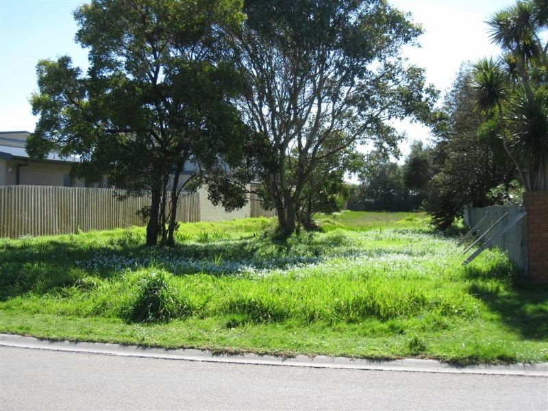 33 Dromana Parade, Safety Beach VIC 3936